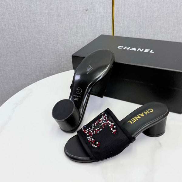 CC 26SS Sandales Cuir de mouton en maille noire 639891