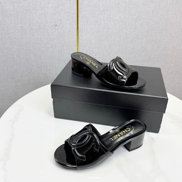 CC 26s Block Heel Sandals 4cm Black Patent Calfskin