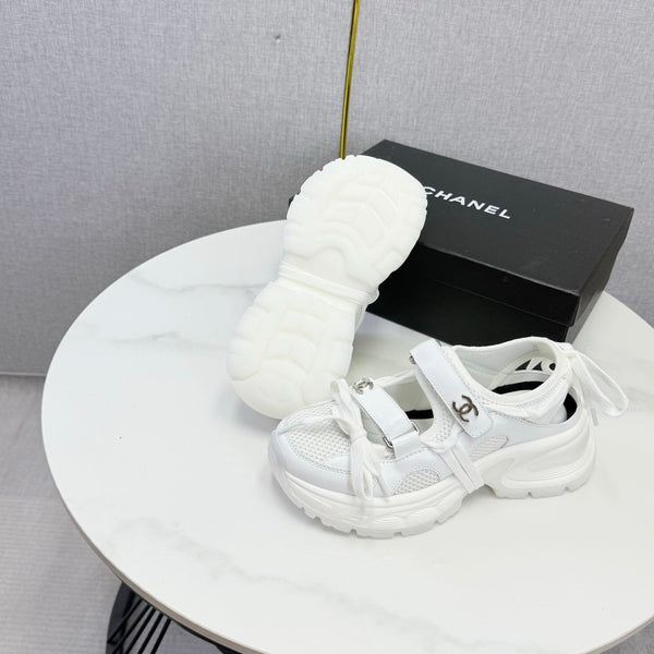 CC 26s Casual Sneakers White Leather Mesh 865832