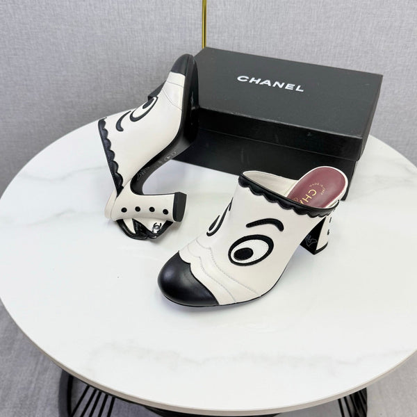 CC 2026 Mule 95mm White and Black Lambskin 904537