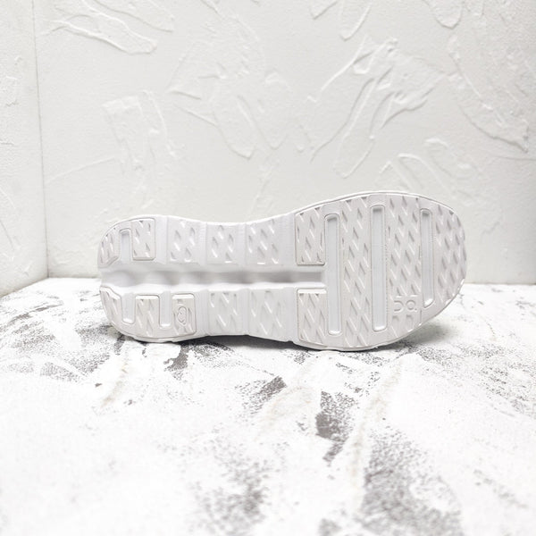 CLOUDTILT SNEAKER IN WHITE RECYCLED POLYESTER