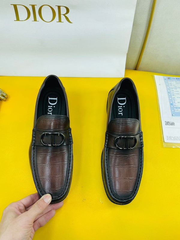 CD SYMBOL GRANVILLE LOAFER PECAN EMBOSSED CALFSKIN