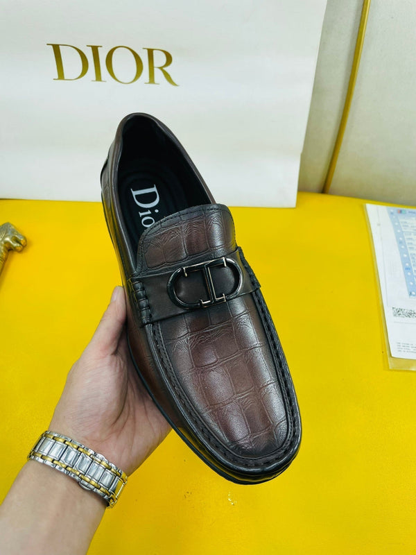 CD SYMBOL GRANVILLE LOAFER PECAN EMBOSSED CALFSKIN