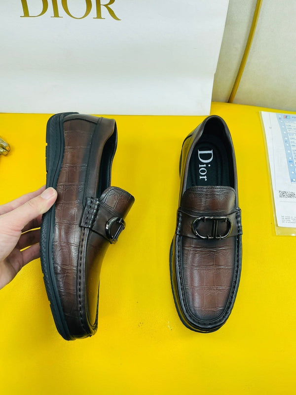 CD SYMBOL GRANVILLE LOAFER PECAN EMBOSSED CALFSKIN