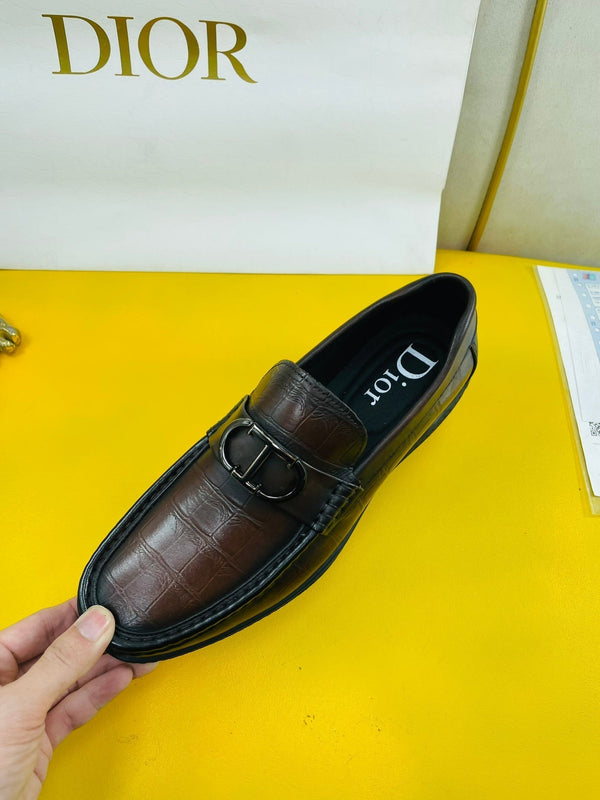 CD SYMBOL GRANVILLE LOAFER PECAN EMBOSSED CALFSKIN