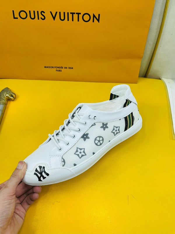 LV SNEAKER WHITE MONOGRAM JACQUARD AND CALFSKIN