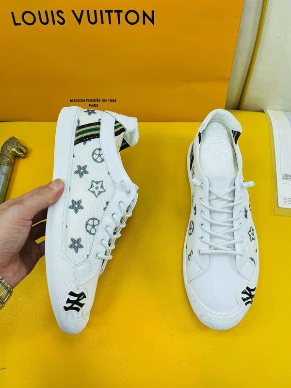 LV SNEAKER WHITE MONOGRAM JACQUARD AND CALFSKIN