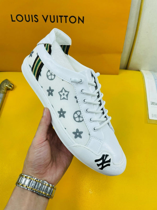 LV SNEAKER WHITE MONOGRAM JACQUARD AND CALFSKIN