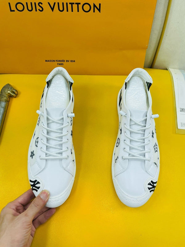 LV SNEAKER WHITE MONOGRAM JACQUARD AND CALFSKIN