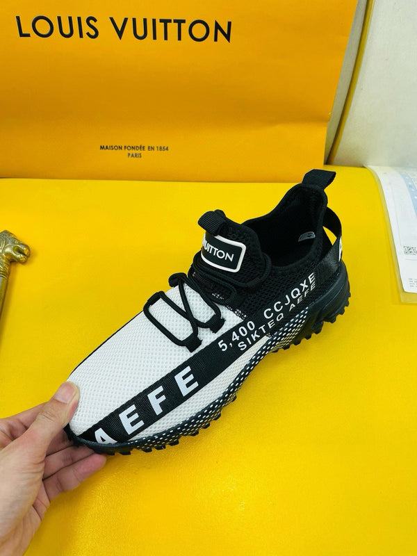 SNEAKER LV IN TESSUTO A RETE TRASPIRANTE NERO E BIANCO