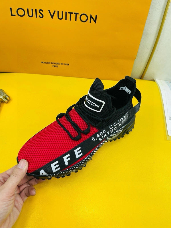 SNEAKER LV IN TESSUTO A RETE TRASPIRANTE NERO E ROSSO