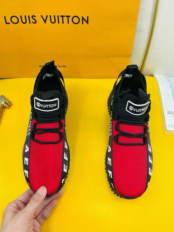 SNEAKER LV IN TESSUTO A RETE TRASPIRANTE NERO E ROSSO