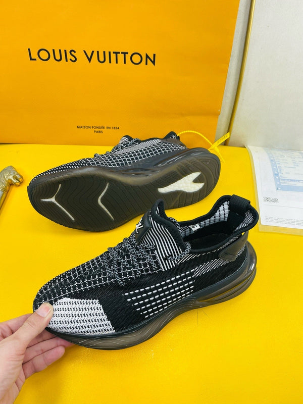 SNEAKER LV IN TESSUTO MESH TRASPIRANTE NERO