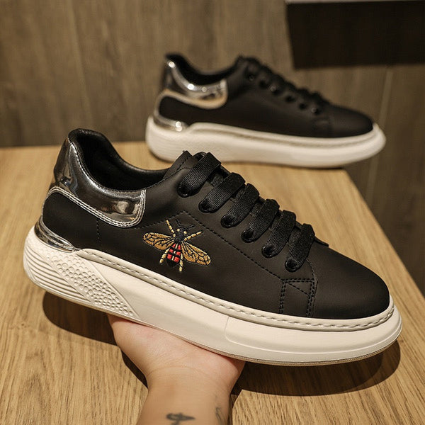 Sneaker da uomo GG in pelle di bufalo nera e bianca 522615