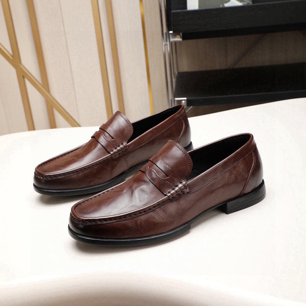 Mocassino da uomo GG in pelle di vitello marrone 525163