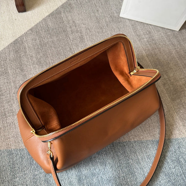 CL Doctor's Pouch 35cm Brown Calfskin 288928