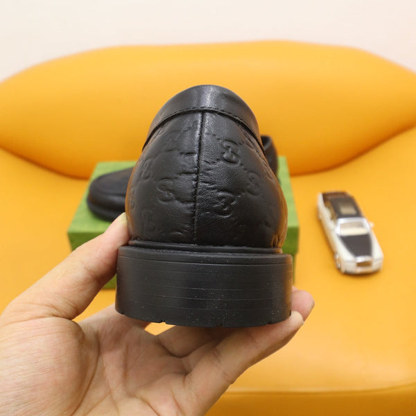 GG Men's Loafer Black Embossed Cowhide 528261