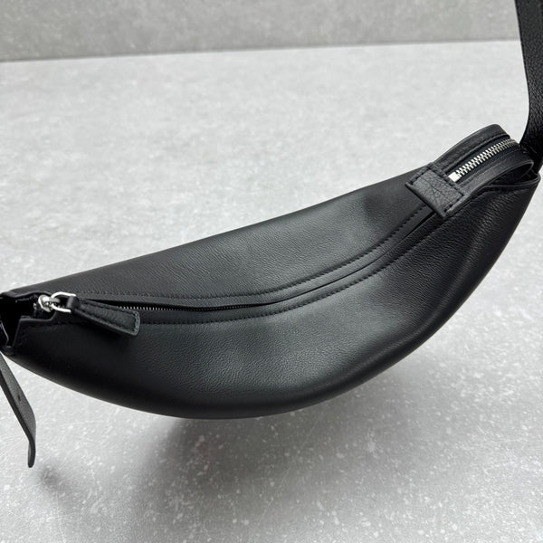 The Row 2025 Jouve Sac 34cm Cuir de veau noir