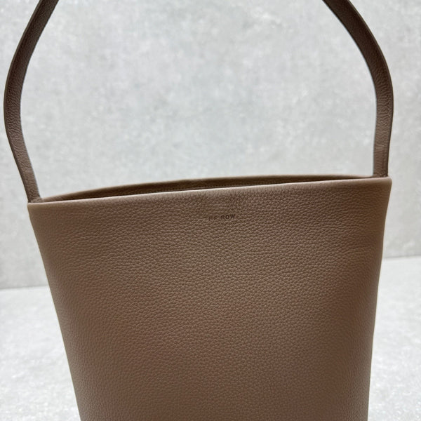 The Row Sac Cabas Park N/S 34cm Cuir de Veau Marron Collection 2025