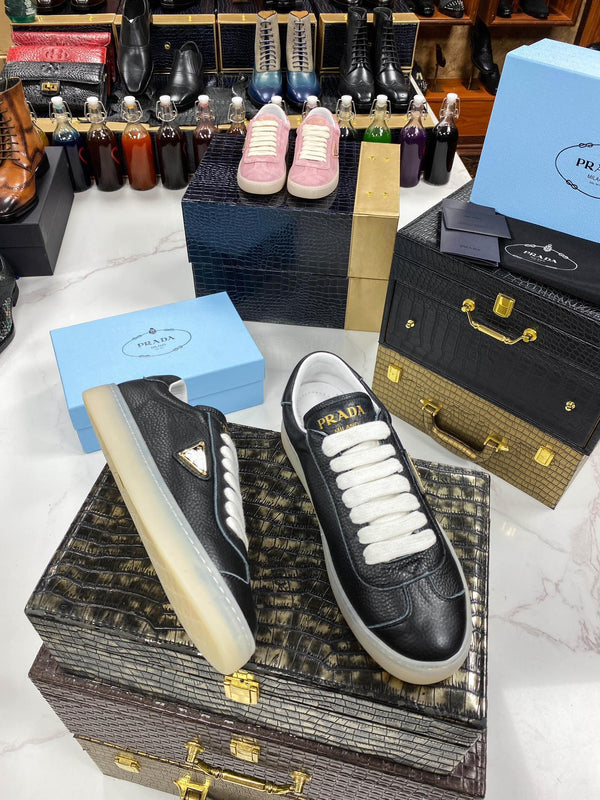 PRA LANE SNEAKER BLACK CALFSKIN
