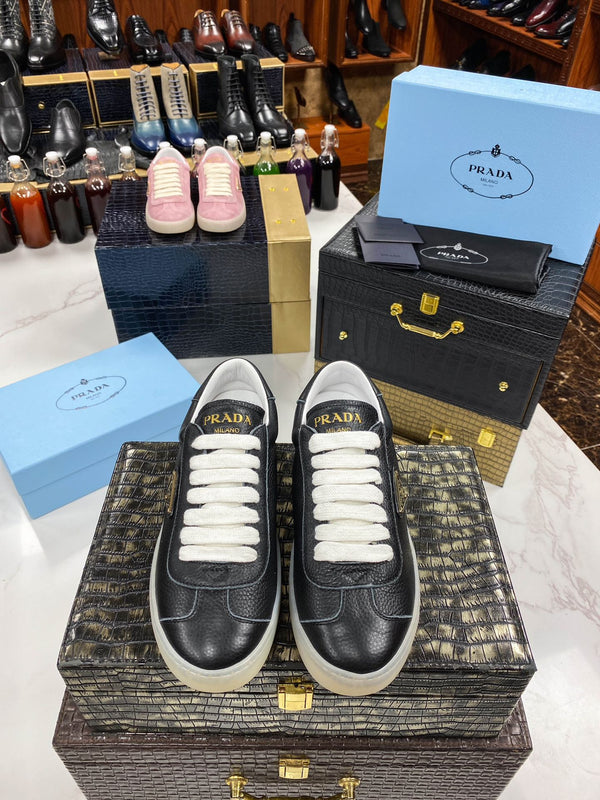 PRA LANE SNEAKER BLACK CALFSKIN