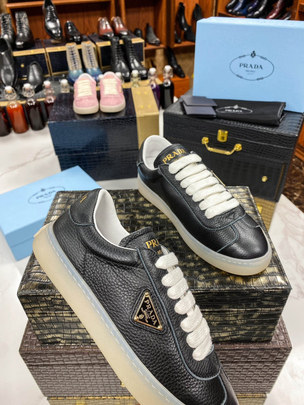 PRA LANE SNEAKER BLACK CALFSKIN