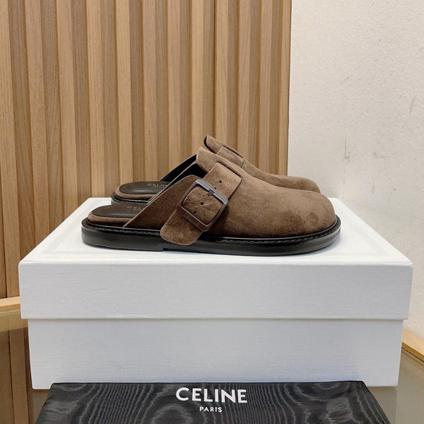 Ciabatte con fibbia in pelle scamosciata color caramello