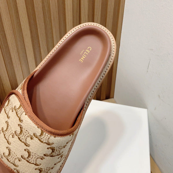 paio di sandali super hot color caramello