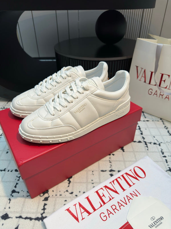 Upvillage Sneaker In Calfskin Leather White 825007