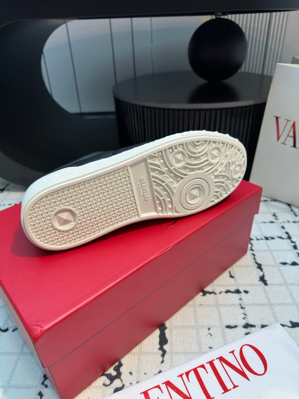 Upvillage Sneaker In Calfskin Leather White 825007