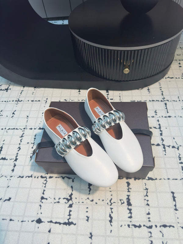 Alaila Ballet Flats In White Cowhide 895230