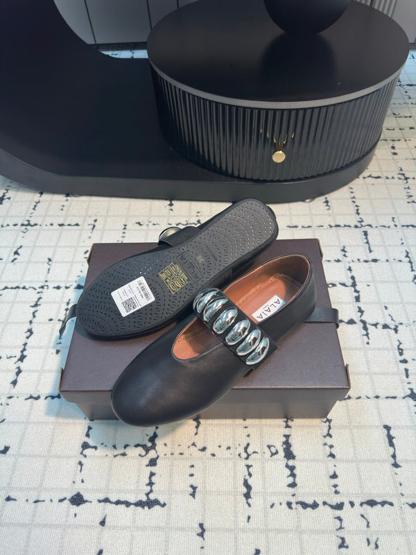 Alaila Ballet Flats In Black Cowhide 895229