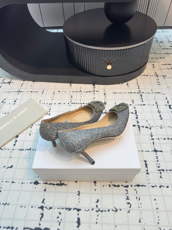 Hangisi 70 Silver Glitter Fabric Leather Jewel Buckle Pumps 912614