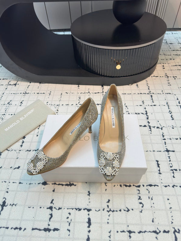 Hangisi 70 Gold Glitter Fabric Leather Jewel Buckle Pumps 912614