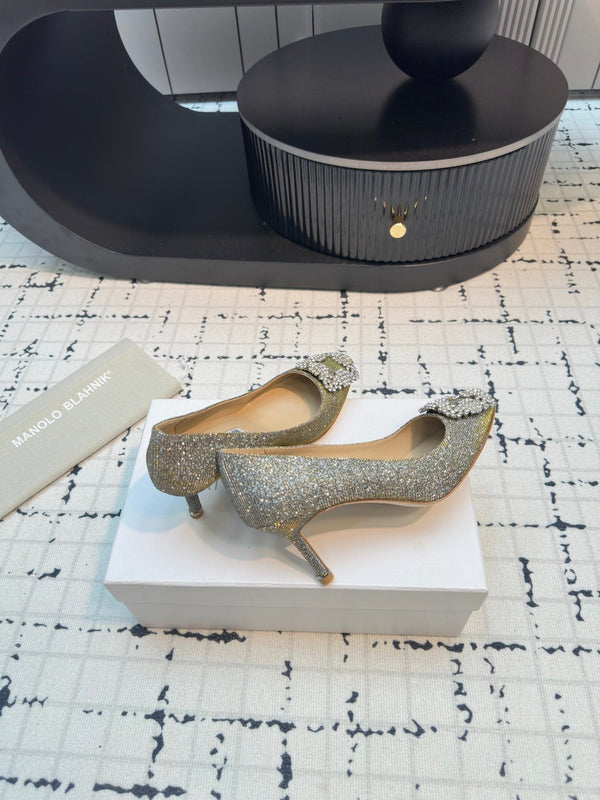 Hangisi 70 Gold Glitter Fabric Leather Jewel Buckle Pumps 912614