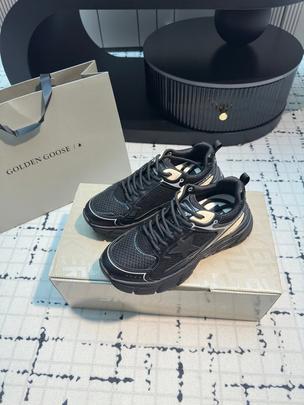 SNEAKERS LIGHTSTAR CON TOMAIA IN VITELLO NERO E MESH E STELLA NERA