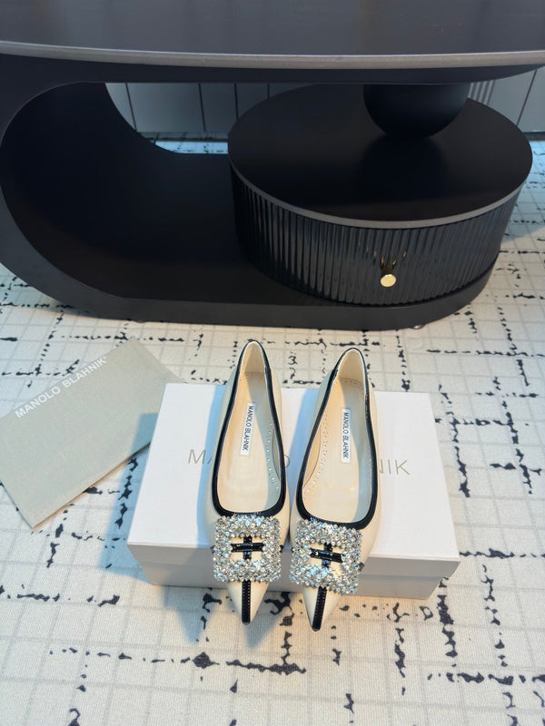 Hangisi 10mm Ballet Flat Beige Linen with Black Leather Jewel Buckle 161064