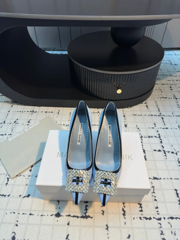 Hangisi 100 Ocean Blue Linen with Black Leather Jewel Buckle Pumps 161068