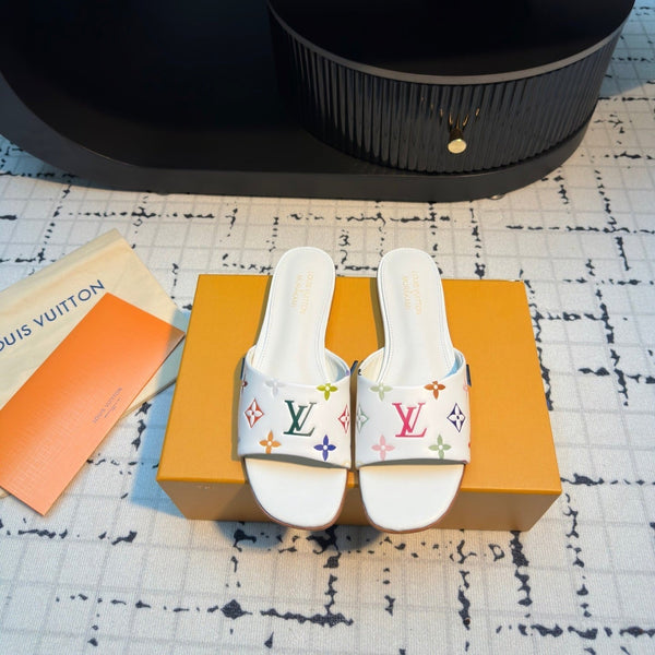 LV Mule plate 6AM LV x TM Bianco con Monogramma Multicolore Pelle 218903