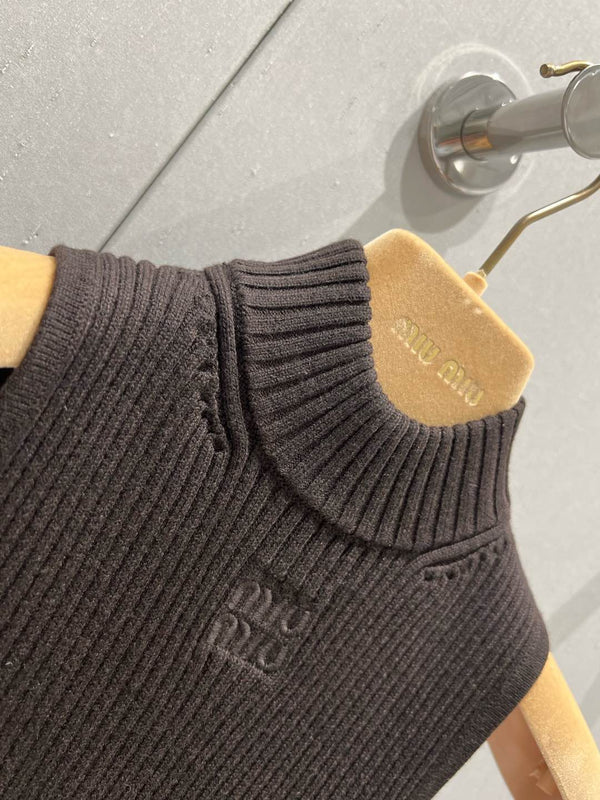 Miu Miu 25 Collar Vest Sweater Top Brown Wool