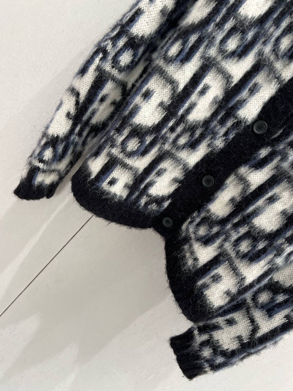 CD 25 Knitted Round Neck Cardigan Black White Mohair wool 210006