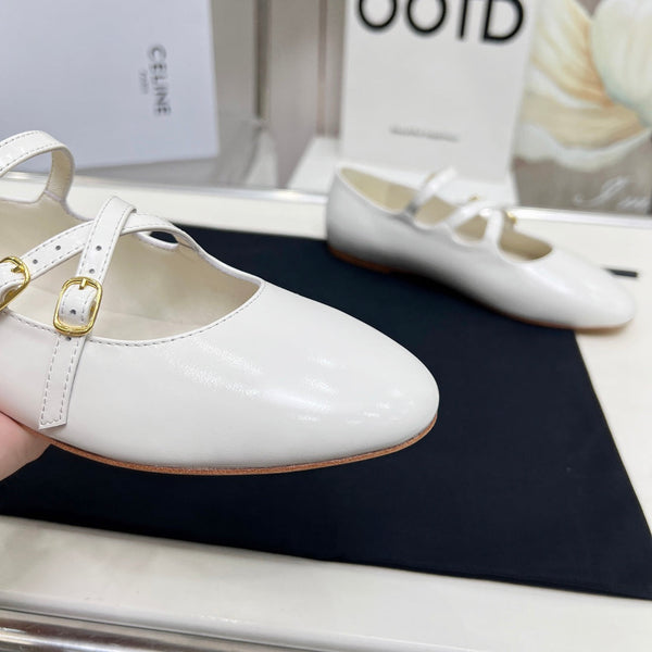 BALLET FLAT WITH CROSSOVER STRAP IN WHITE LAMBSKIN