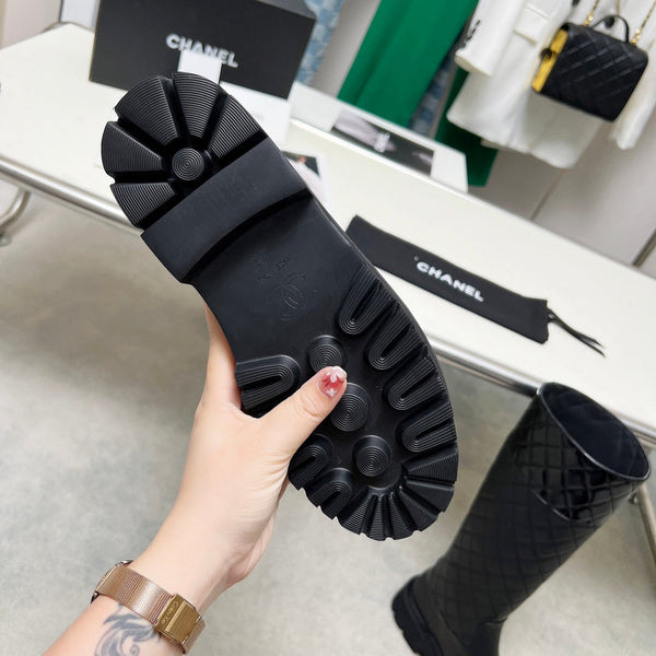 CC Classic Knee High Boots Quited Black Sheepskin 529336