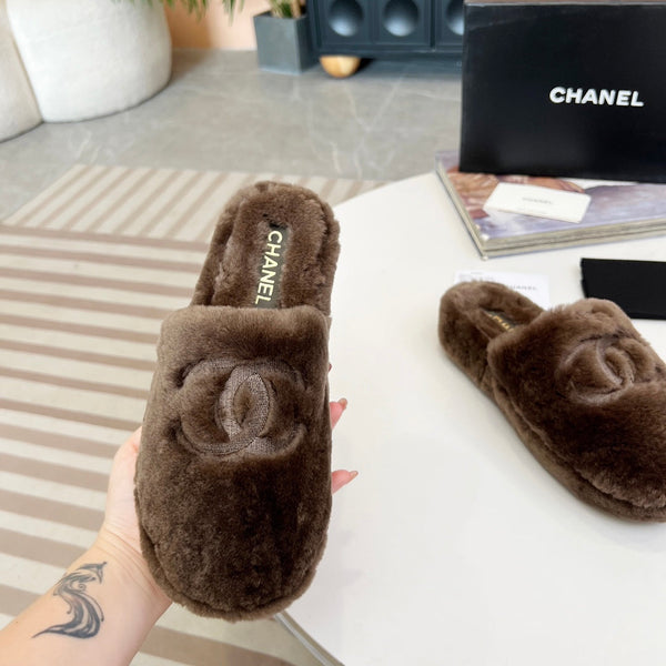 CC Slippers Dark Brown Fleece