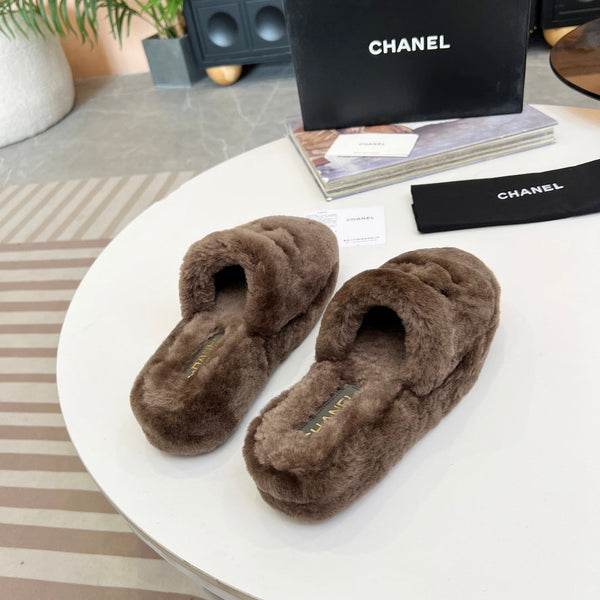CC Slippers Dark Brown Fleece