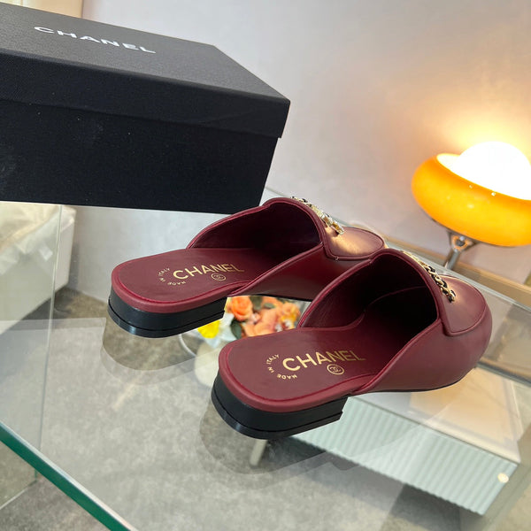 CC 25 Mule Burgundy Calfskin Large Double C Logo