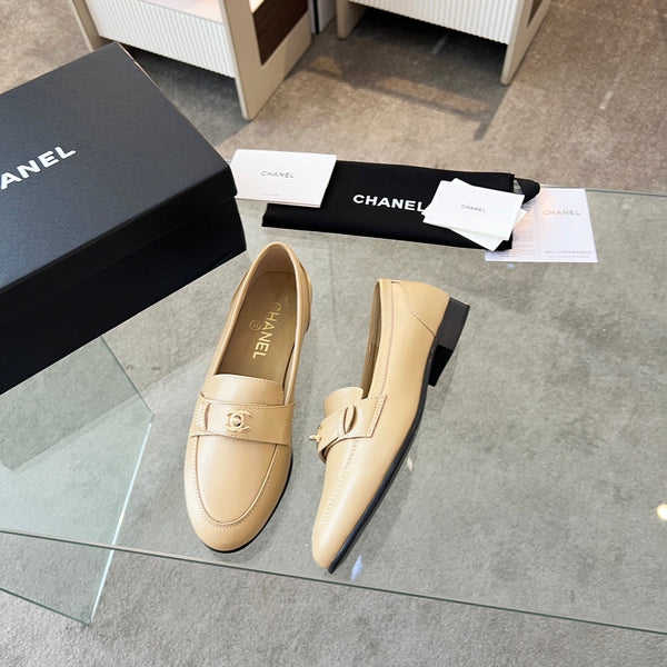 CC 25 Loafer Beige Sheepskin 338666