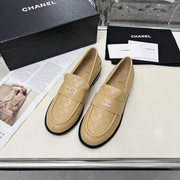 CC 25 Loafer Beige Cowhide 338670