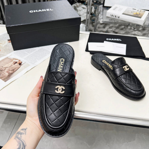 CC 25 Mule Black Cowhide 338675