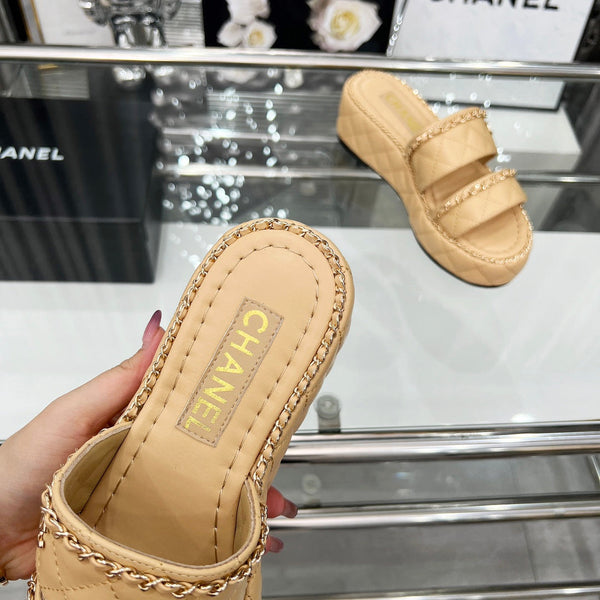 CC 25 Slide Leather Chain 6cm Beige Lambskin 338658